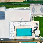 Enu 2 Hotel *
