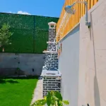 Enu 2 Hotel *