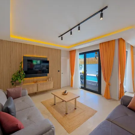 Enu 2 호텔 페티예